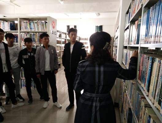  南校圖書館對新生入館培訓圓滿結束