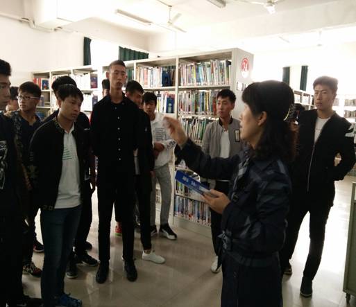  南校圖書館對新生入館培訓圓滿結束