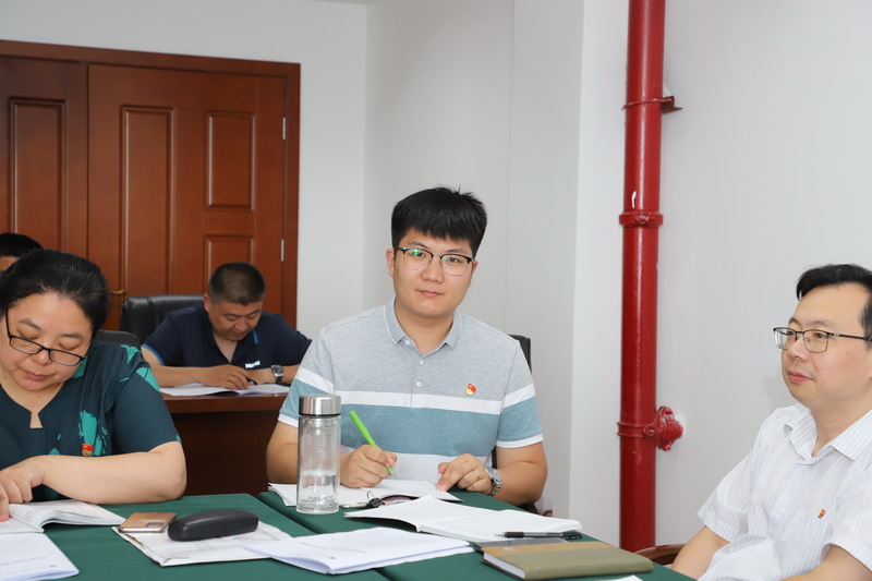 校黨委理論學(xué)習(xí)中心組（擴大）專題學(xué)習(xí)習(xí)近平在慶祝中國共產(chǎn)黨成立100周年大會上的重要講話精神