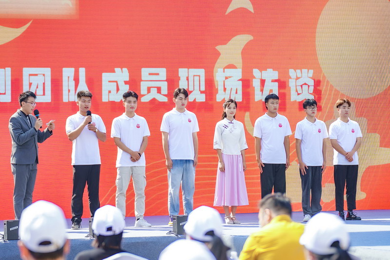 燕子樓中“明”月夜，秋來只為一人“嘗”——我校成功舉辦“我就愛這彭城范兒”文化品牌提升項目啟動儀式暨徐州開放大學文創(chuàng)月餅推介會