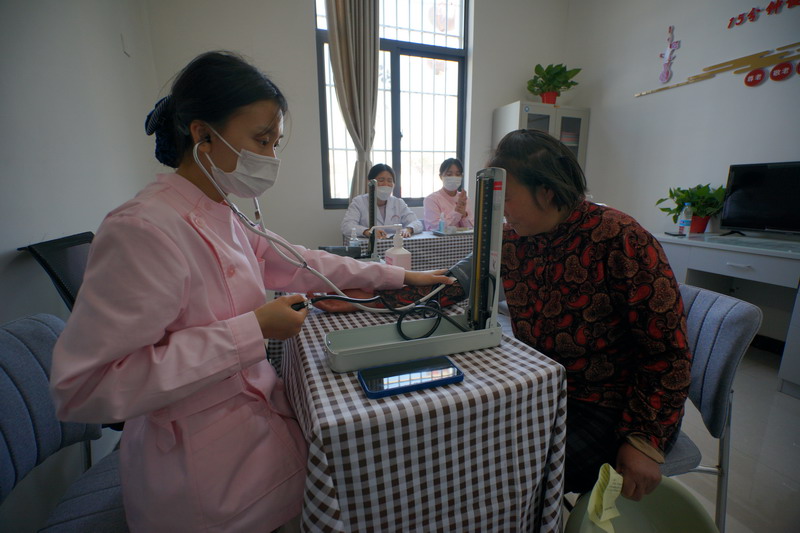 學(xué)雷鋒活動(dòng)|徐州開放大學(xué)“我就愛這彭城范兒”實(shí)踐團(tuán)：聚焦一老一小，服務(wù)鄉(xiāng)村振興